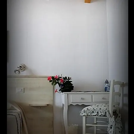 Il Melograno Di Nora Bed & Breakfast