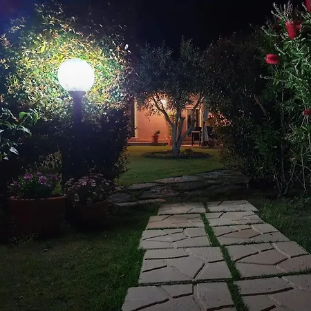 Il Melograno Di Nora * بولا